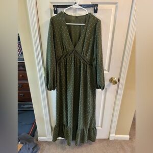 Olive Green V-Neck Long Sleeve Maxi Dress
